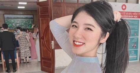 Hot Girl H C Vi N T I Ch Nh Xinh P Tr Th Nh Ng Vi N N M Tu I B O D N Tr