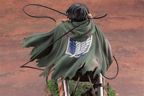 Bloodied Survey Corps Levi Ackerman Statue Available for a Limited Time ...