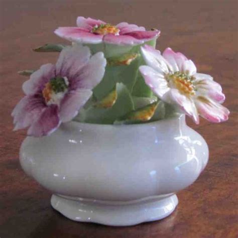 English Porcelain Royal Albert Cosmos Posy Of Flowers Fine Bone