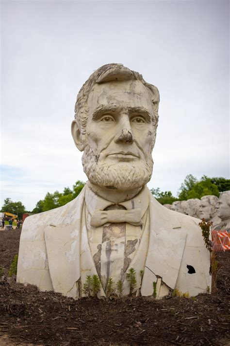 Here’s how 42 U.S. presidents ended up decaying in a field in Virginia ...