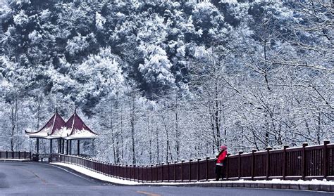 南国冰雪城•贵州六盘水中国凉都•魅力钟山昆明旅游推介会