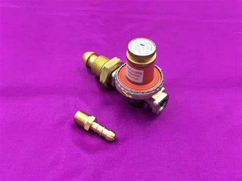 Adjustable Propane Regulator 05 2 Bar 14 Bsp Female Outlet And Male