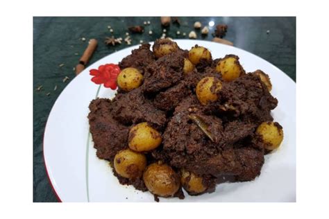 Resep Rendang Daging Sapi Kurban Empuk Dicampur Kentang Dijamin Makin