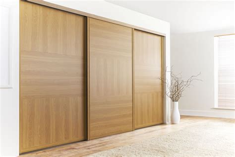 Oak Doorse: Oak Sliding Wardrobe Doors Uk