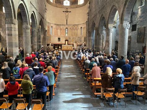 Ad Albenga La Festa Dei Corpi Santi Foto Photogallery