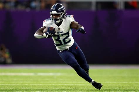 Tyjae Spears Fantasy Advice Start Or Sit The Titans RB In Week 1