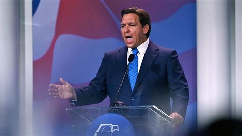 Florida Governor Desantis Not Backing Down One Inch In Feud With Disney Wdw News Today