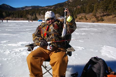 Girls In The Outdoors: My First Ice Fishing Trip Was A Success!!