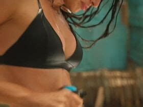 Nude Video Celebs Rachel Weisz Nude The Deep Blue Sea