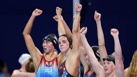 Us Womens 4x100m Medley Relay Team Wins Gold Sets World Record In Last Olympic Swimming Event