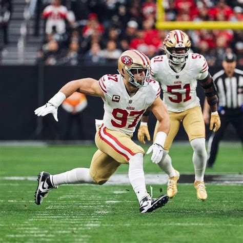 Pin By Amanda Leone On Nick Bosa My Delícia Nfl Football 49ers 49ers