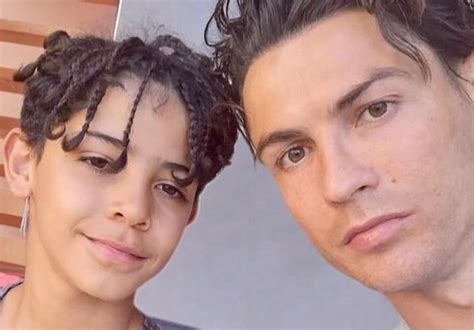 Autoridades investigam vídeo polémico de filho de Cristiano Ronaldo