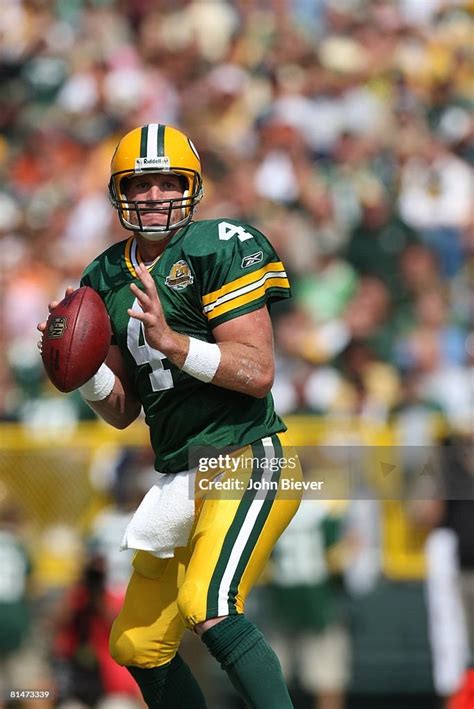 Green Bay Packers Qb Brett Favre In Action Vs Philadelphia Eagles News Photo Getty Images