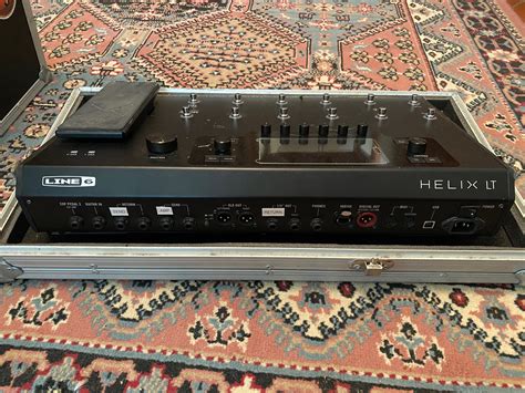 LINE6 HELIX LT PEDALBOARD MULTIEFFETTO FLIGHT CASE RIBASSO