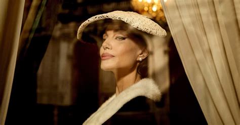 Get A St Look At Angelina Jolie As Opera Star Maria Callas In New Film