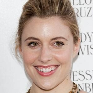 Greta Gerwig - Age, Family, Bio | Famous Birthdays