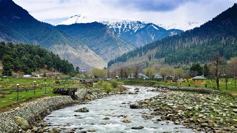 Kashmir Lakes And Pines Akbar Holidays Akbar Holidays Packages