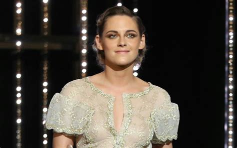 Garap The Chronology Of Water Kristen Stewart Film Ini Sangat Vulgar