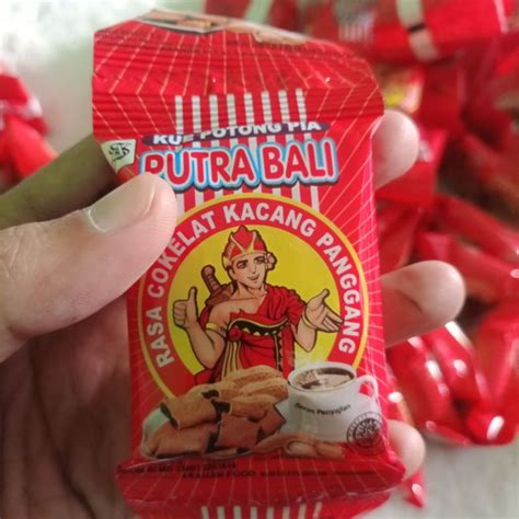 Jual Kue Potong Pia Putra Bali Rasa Cokelat Kacang Panggang 1 Pcs