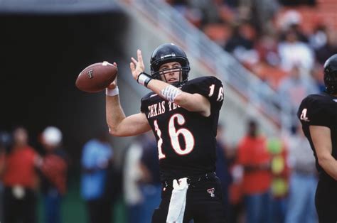 Former Texas Tech QB Kliff Kingsbury Named Head Coach Of Red Raiders ...