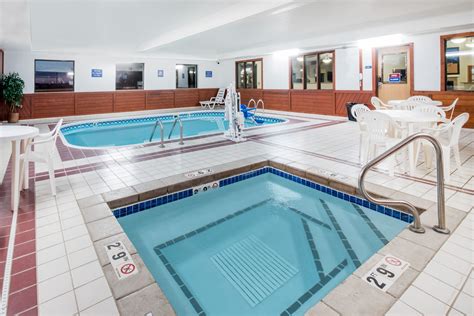 Days Inn By Wyndham Watertown Watertown Sd Hotels