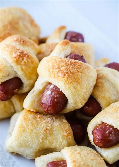 Garlic Parmesan Pigs In A Blanket A Twist On The Classic Pigs In A