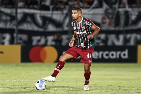 Em fase final de recuperação David Braz completa dois meses sem atuar