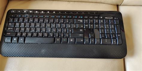 Microsoft Wireless Keyboard 2000 電腦科技 電腦周邊及配件 電腦鍵盤及相關產品 Carousell