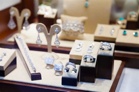 Jewelry as an Investment: Good or Bad? - SymbeoHealth