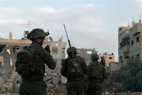 Survey: Trust in IDF soars amid war against Hamas - JNS.org