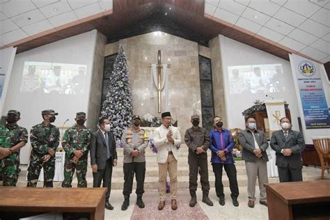 Ridwan Kamil Pastikan Pelaksanaan Misa Natal Di Jabar Aman Dan Lancar