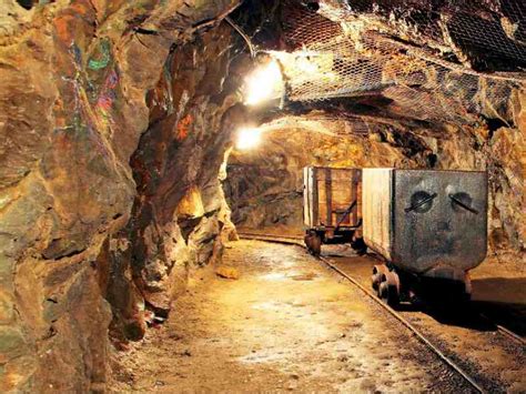 Murray & Roberts awarded R3.8 billion in new underground mining projects