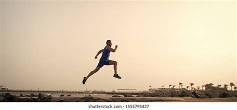 25417 Running Hard Images Stock Photos And Vectors Shutterstock