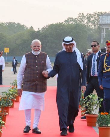 Pm Modi Uae President S Roadshow Begins In Ahmedabad Orissapost