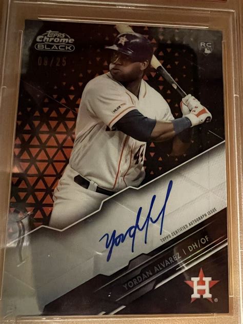 2020 Topps Chrome Black Yordan Alvarez RC Orange Refractor Auto 09 25