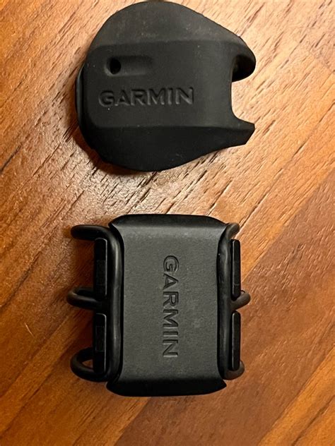 Used Garmin Cadence Sensor And Speed Sensor Battery Getting Weak And