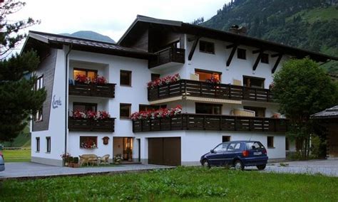 Chalet Eureka Guest House Reviews Lech Austria