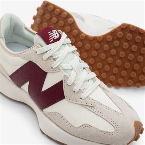 New Balance Shoes Nwt With Box New Balance 327 Moonbeam Burgundy