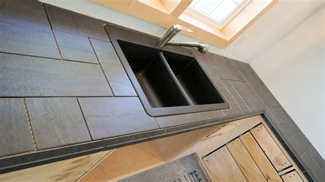 Installing A Tile Countertop - IBUILDIT.CA