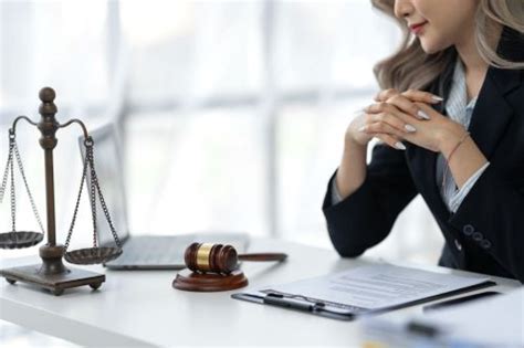 Choosing A Federal Criminal Defense Attorney Hope Lefeber