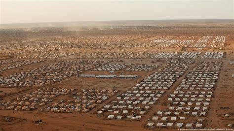 Kenya To Close 2 Refugee Camps Next Year DW 04 30 2021