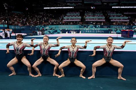 【画像】パリ五輪、体操女子4人がレオタードで謎ポーズを披露「楽しそう」など反響 22 ライブドアニュース