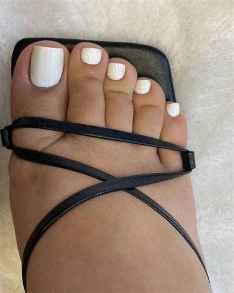 Adri Feet On Instagram Pies Hermosos De Mujer Dedos De Los