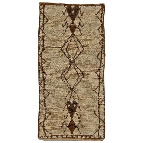 Tapis Tribal Marocain Vintage En Laine Par Doris Leslie Blau En Vente