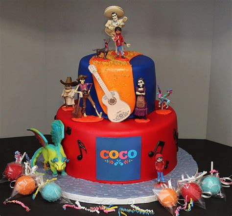 Coco Cake By Cecy Huezo Delightfulcakesbycecy Birthday