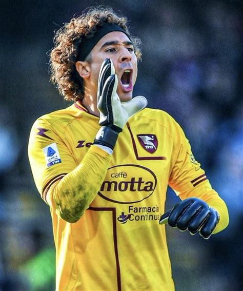 Memo Ochoa Será Reconocido Como Mvp De Salernitana