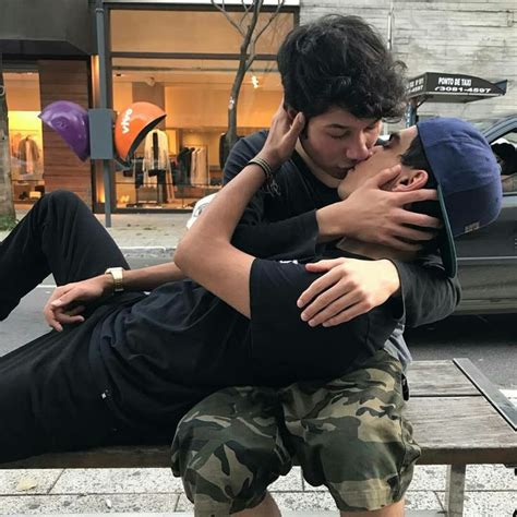 Pin De Samuel Oliveira En 3 Gay Lindo Amor Lgbt Chicos Enamorados
