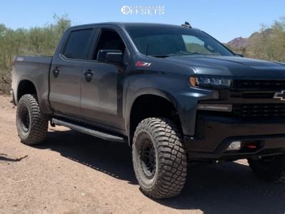 2020 Chevrolet Silverado 1500 With 17x9 12 Method Mr312 And 37 12 5R17