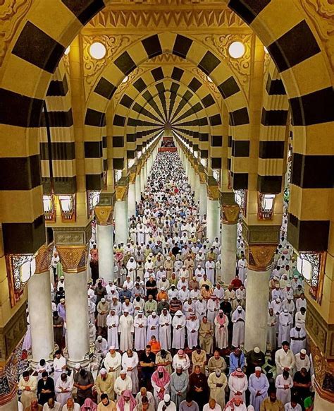 2 562 Likes 20 Comments ﷽ ‎ ️makkah Madeenah مكة مدينة Say Once