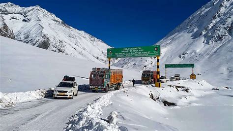 Strategic Srinagar Leh Highway Re Opens In Record Time Of 73 Days